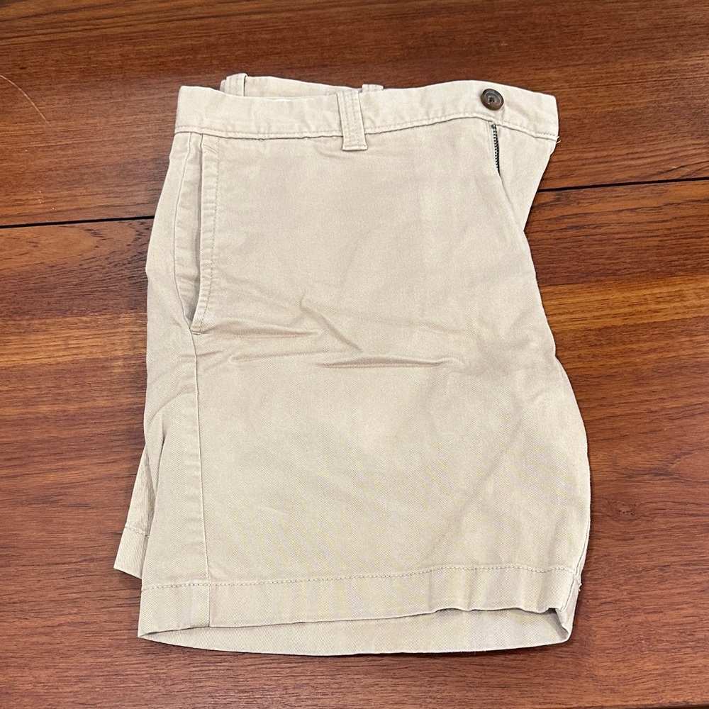 J. Crew Men's Beige Flat Front Shorts
